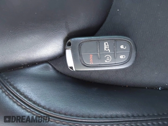 2019 Jeep Cherokee Latitude Plus with VIN 1C4PJMLX5KD432185, listed as a IAAI auction lot 40389491 with 75,703 mi miles and . Bid and sale history available at DreamBid. Image 11.