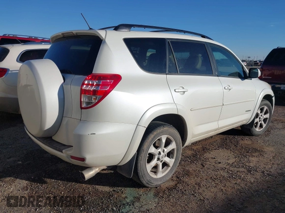 2010 Toyota RAV4 Limited с VIN JTMYK4DV1A5026573, выставлен на аукционе IAAI как лот 41296523 с пробегом 200 265 миль миль и . История ставок и продаж доступна на DreamBid. Изображение 4.
