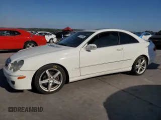 2006 Mercedes-Benz CLK 350 with VIN WDBTJ56J86F176841, listed as a Copart auction lot 71101994 with 147,089 mi miles and Salvage Title. Bid and sale history available at carsss.com. Image 1.