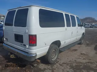 2014 Ford Econoline Passenger XL with VIN 1FBNE3BL2EDB06549, listed as a IAAI auction lot 41599964 with 197,921 mi miles. Bid and sale history available at carsss.com. Image 4.