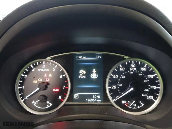 2017 Nissan Sentra S with VIN 3N1AB7AP1HY215751, listed as a IAAI auction lot 41564318 with NaN miles. Bid and sale history available at carsss.com. Image 7.