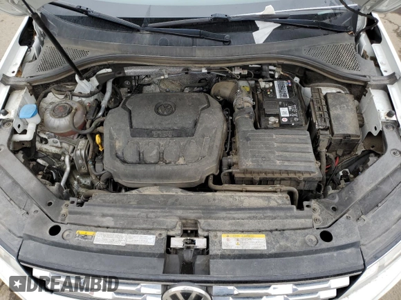 2021 Volkswagen Tiguan S with VIN 3VV0B7AX1MM074272, listed as a Copart auction lot 43519695 with 35,021 mi miles and Salvage title. Bid and sale history available at DreamBid. Image 11.