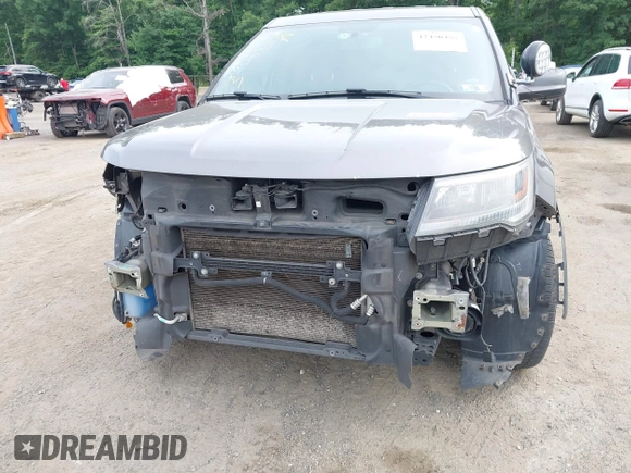 2017 Ford Police Interceptor Utility с VIN 1FM5K8AR2HGE14312, выставлен на аукционе IAAI как лот 42450455 с пробегом 189 087 миль миль и . История ставок и продаж доступна на DreamBid. Изображение 6.
