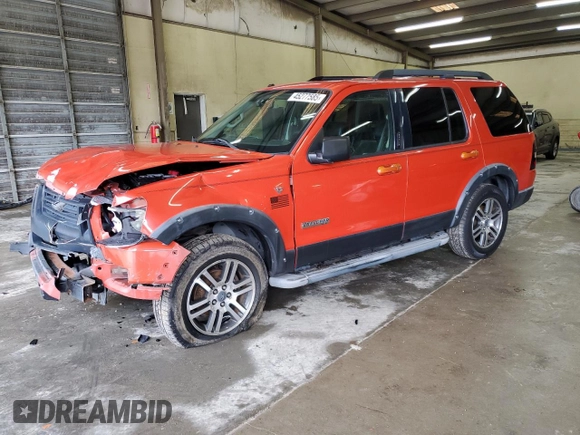 2007 Ford Explorer XLT with VIN 1FMEU73897UA37325, listed as a Copart auction lot 45277585 with 105,869 mi miles and Salvage Title. Bid and sale history available at carsss.com. Image 1.