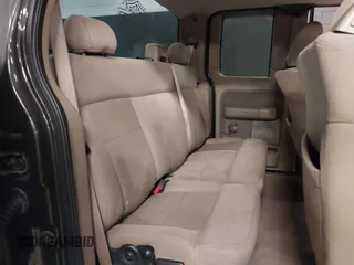 2006 Ford F-150 XLT with VIN 1FTPX14596NB83190, listed as a IAAI auction lot 41272173 with 286,577 mi miles. Bid and sale history available at carsss.com. Image 8.