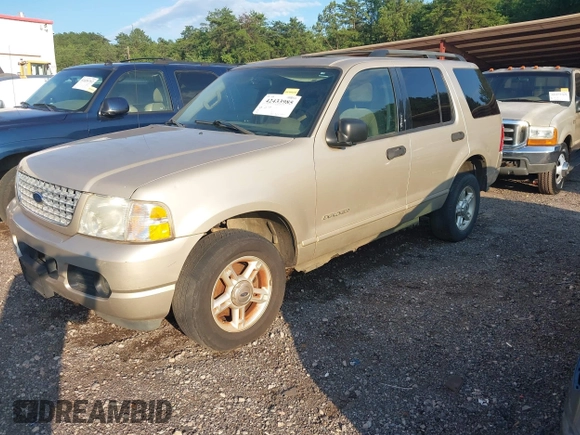 2004 Ford Explorer XLT z VIN 1FMZU63K94UC01739, wystawiony jako IAAI lot #42433985 z przebiegiem 276 349 mil mil oraz . Historia ofert i sprzedaży dostępna na DreamBid. Obrazek 2.