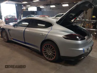 2014 Porsche Panamera 4S Executive with VIN WP0BB2A77EL062088, listed as a IAAI auction lot 41696130 with 105,177 mi miles and . Bid and sale history available at DreamBid. Image 3.