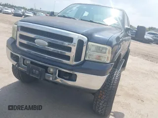 2005 Ford F-250 XL z VIN 1FTSW21P45EB09246, wystawiony jako IAAI lot #42441183 z przebiegiem 186 148 mil mil oraz . Historia ofert i sprzedaży dostępna na DreamBid. Obrazek 17.