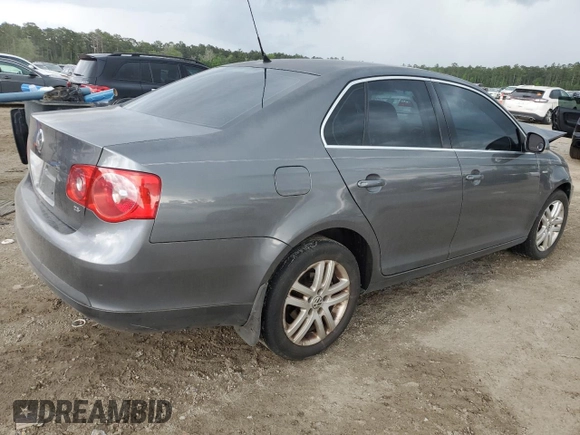 2007 Volkswagen Jetta Wolfsburg Edition с VIN 3VWEF71K27M068477, выставлен на аукционе Copart как лот 54299025 с пробегом 294 325 миль миль и Списание • Salvage title. История ставок и продаж доступна на DreamBid. Изображение 3.