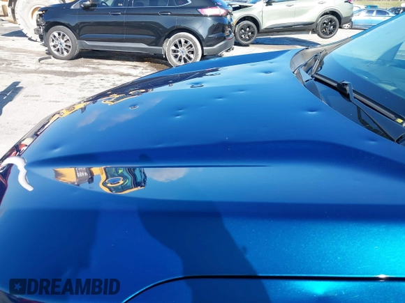 2019 Chevrolet Equinox LT with VIN 2GNAXKEV9K6205320, listed as a IAAI auction lot 40848027 with 87,270 mi miles and . Bid and sale history available at DreamBid. Image 6.