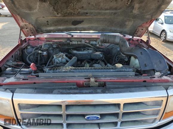1992 Ford F-250 with VIN 1FTHX26M2NKB70294, listed as a Copart auction lot 42236995 with 223,001 mi miles and Clean Title. Bid and sale history available at carsss.com. Image 11.