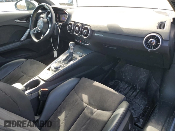 2017 Audi TT with VIN TRUC5AFVXH1008027, listed as a Copart auction lot 45107555 with 45,804 mi miles and Salvage title. Bid and sale history available at DreamBid. Image 8.