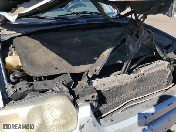 2003 Ford Escape XLS Popular with VIN 1FMYU92103KA61192, listed as a Copart auction lot 46611595 with 93,467 mi miles and Salvage Title. Bid and sale history available at carsss.com. Image 11.