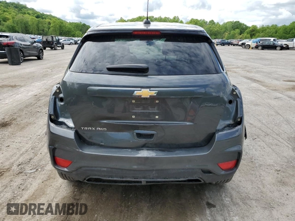 2020 Chevrolet Trax LS z VIN 3GNCJNSB7LL273019, wystawiony jako Copart lot #56684175 z przebiegiem 69 822 mil mil oraz Szkoda całkowita • Salvage title. Historia ofert i sprzedaży dostępna na DreamBid. Obrazek 6.