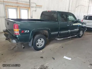 2002 Chevrolet Silverado 1500 LT with VIN 2GCEK19T021193048, listed as a Copart auction lot 53823315 with 243,287 mi miles and Clean Title. Bid and sale history available at carsss.com. Image 3.