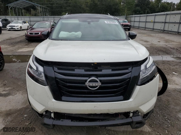 2024 Nissan Pathfinder Platinum with VIN 5N1DR3DG0RC217605, listed as a Copart auction lot 81822894 with 7,374 mi miles and Salvage Title. Bid and sale history available at carsss.com. Image 5.