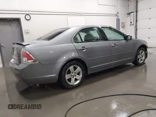 2007 Ford Fusion SE with VIN 3FAHP01147R225172, listed as a IAAI auction lot 41046047 with 188,076 mi miles. Bid and sale history available at carsss.com. Image 4.