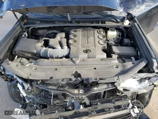2020 Toyota 4Runner SR5 with VIN JTEBU5JR9L5757425, listed as a Copart auction lot 81050253 with 14,734 mi miles and Non Repairable. Bid and sale history available at carsss.com. Image 12.