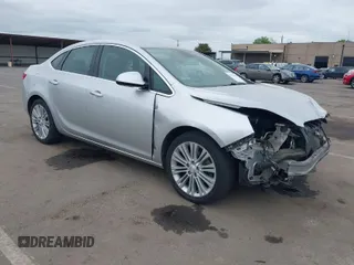 2013 Buick Verano with VIN 1G4PP5SK0D4228466, listed as a IAAI auction lot 42072670 with 72,290 mi miles. Bid and sale history available at carsss.com. Image 1.