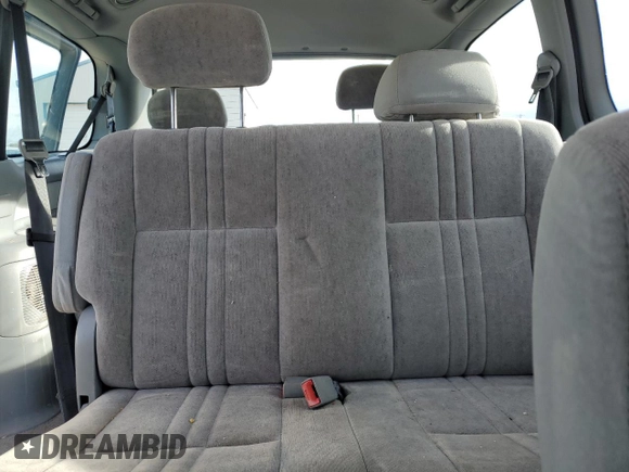 1998 Toyota Sienna CE with VIN 4T3ZF19C4WU011970, listed as a Copart auction lot 80956784 with 365,415 mi miles and Salvage Title. Bid and sale history available at carsss.com. Image 10.