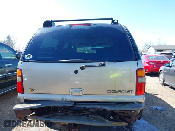 2003 Chevrolet Suburban Z71 with VIN 3GNFK16Z33G253479, listed as a IAAI auction lot 41871504 with 157,990 mi miles and . Bid and sale history available at DreamBid. Image 16.