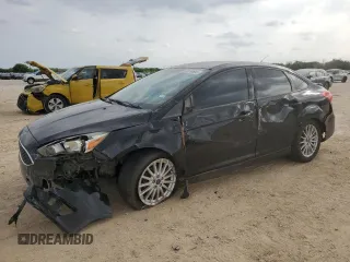 2017 Ford Focus SE with VIN 1FADP3F25HL210245, listed as a Copart auction lot 54198685 with 114,211 mi miles and Salvage title. Bid and sale history available at DreamBid. Image 1.