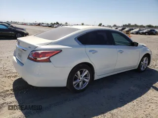 2015 Nissan Altima 2.5 z VIN 1N4AL3AP2FC245887, wystawiony jako Copart lot #64830275 z przebiegiem 97 734 mil mil oraz Szkoda całkowita • Salvage title. Historia ofert i sprzedaży dostępna na DreamBid. Obrazek 3.