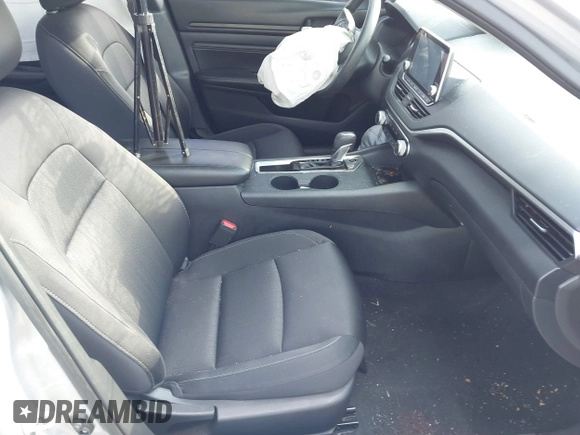 2020 Nissan Altima S z VIN 1N4BL4BVXLN310072, wystawiony jako IAAI lot #41576071 z przebiegiem 59 642 mil mil oraz . Historia ofert i sprzedaży dostępna na DreamBid. Obrazek 5.