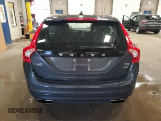 2015 Volvo V60 z VIN YV1612SC8F1212622, wystawiony jako Copart lot #58492135 z przebiegiem 114 137 mil mil oraz Tytuł czysty. Historia ofert i sprzedaży dostępna na DreamBid. Obrazek 6.