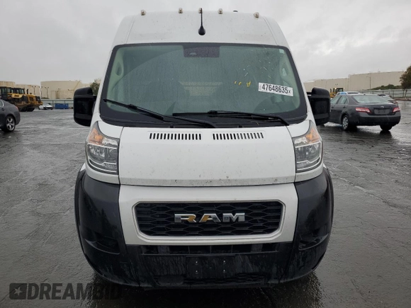 2022 Ram ProMaster Cargo with VIN 3C6LRVDG3NE135180, listed as a Copart auction lot 54080025 with 67,830 mi miles and Salvage Title. Bid and sale history available at carsss.com. Image 5.