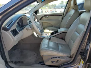 2011 Volvo XC70 3.0T with VIN YV4902BZ2B1101565, listed as a Copart auction lot 55177145 with 113,695 mi miles and Clean Title. Bid and sale history available at DreamBid. Image 7.