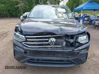 2024 Volkswagen Tiguan SE with VIN 3VVMB7AX6RM079301, listed as a IAAI auction lot 42404572 with 8,573 mi miles and . Bid and sale history available at DreamBid. Image 12.