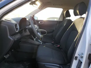 2020 Hyundai Venue SE with VIN KMHRB8A34LU018437, listed as a Copart auction lot 53122505 with 64,674 mi miles and Salvage title. Bid and sale history available at DreamBid. Image 7.