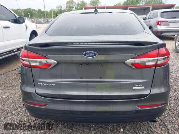 2019 Ford Fusion SE with VIN 3FA6P0HD1KR193748, listed as a IAAI auction lot 41889847 with 106,223 mi miles. Bid and sale history available at carsss.com. Image 17.