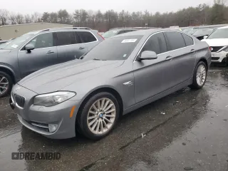 2012 BMW 5 Series 535i xDrive with VIN WBAFU7C52CDU60611, listed as a Copart auction lot 86881364 with 106,324 mi miles and Salvage Title. Bid and sale history available at carsss.com. Image 1.