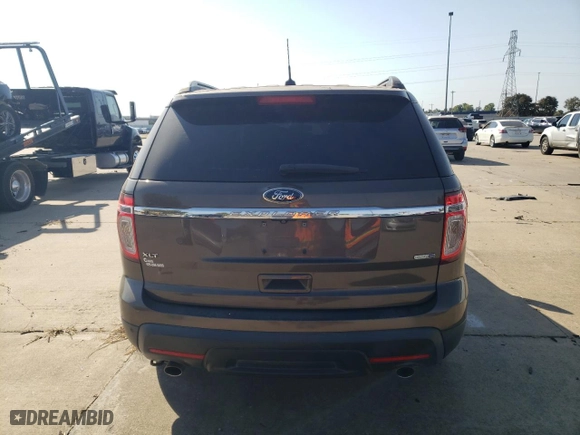 2015 Ford Explorer XLT with VIN 1FM5K8D81FGC52852, listed as a Copart auction lot 76393344 with 157,865 mi miles and Salvage Title. Bid and sale history available at carsss.com. Image 6.