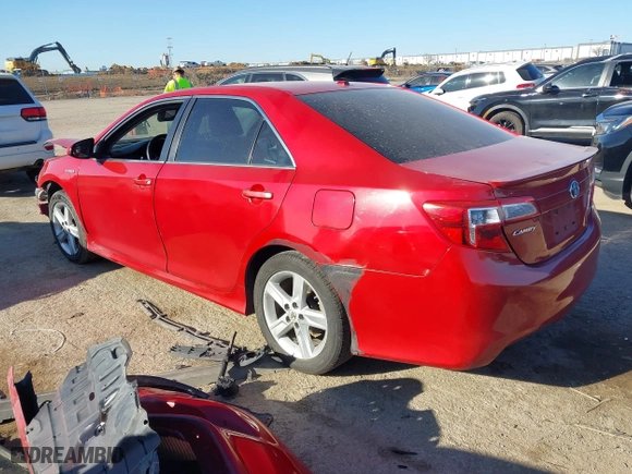 2014 Toyota Camry Hybrid LE with VIN 4T1BD1FKXEU138765, listed as a IAAI auction lot 41761389 with 228,111 mi miles. Bid and sale history available at carsss.com. Image 3.