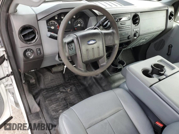 2013 Ford F-250 XL with VIN 1FTBF2A66DEB91888, listed as a Copart auction lot 44631815 with 276,539 mi miles and Clean title. Bid and sale history available at DreamBid. Image 8.