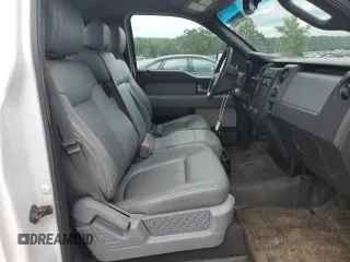 2014 Ford F-150 XL z VIN 1FTMF1CM3EKF27630, wystawiony jako Copart lot #66837895 z przebiegiem 189 717 mil mil oraz Czysty tytuł • Clean title. Historia ofert i sprzedaży dostępna na DreamBid. Obrazek 10.