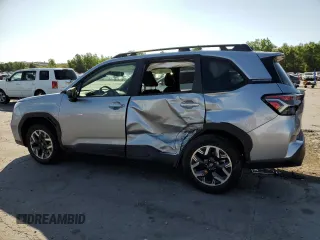 2025 Subaru Forester Premium с VIN JF2SLDDC2SH440688, выставлен на аукционе Copart как лот 62841335 с пробегом 4 876 миль миль и Списание • Salvage title. История ставок и продаж доступна на DreamBid. Изображение 2.