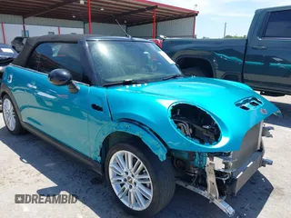 2017 MINI Convertible Cooper S with VIN WMWWG9C30H3C80917, listed as a IAAI auction lot 42227320 with 38,490 mi miles and . Bid and sale history available at DreamBid. Image 1.