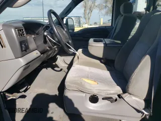 2003 Ford Super Duty F-250 XL with VIN 1FTNX21P23EC77975, listed as a Copart auction lot 86924984 with 2,011,188 mi miles and Clean Title. Bid and sale history available at carsss.com. Image 7.