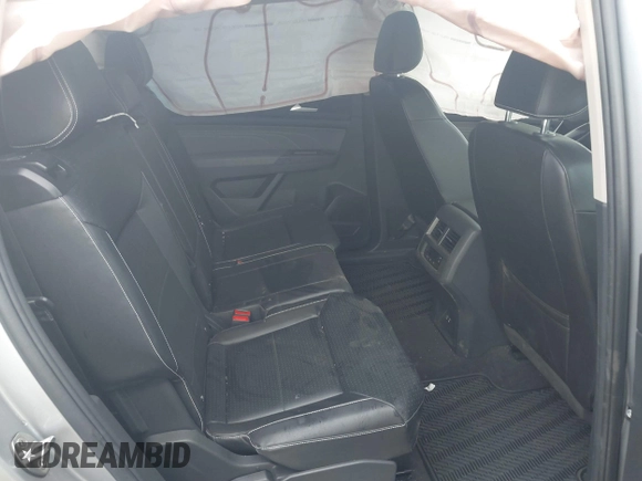 2023 Volkswagen Atlas SEL z VIN 1V2BR2CA9PC502866, wystawiony jako IAAI lot #41877062 z przebiegiem 18 605 mil mil oraz . Historia ofert i sprzedaży dostępna na DreamBid. Obrazek 8.
