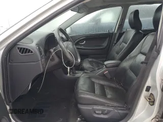 2004 Volvo V40 z VIN YV1VW27594F051818, wystawiony jako Copart lot #75406284 z przebiegiem Nie podano mil oraz Nie do naprawy. Historia ofert i sprzedaży dostępna na DreamBid. Obrazek 7.