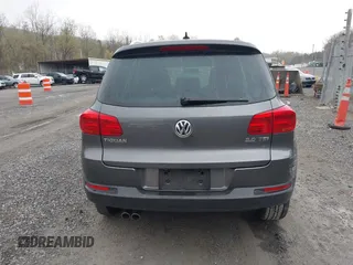 2013 Volkswagen Tiguan SE with VIN WVGAV7AX9DW547633, listed as a IAAI auction lot 42009704 with 51,826 mi miles and . Bid and sale history available at DreamBid. Image 16.