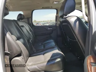2007 Chevrolet Suburban LT with VIN 1GNFC16057J171613, listed as a Copart auction lot 60154525 with 226,291 mi miles and Salvage title. Bid and sale history available at DreamBid. Image 11.