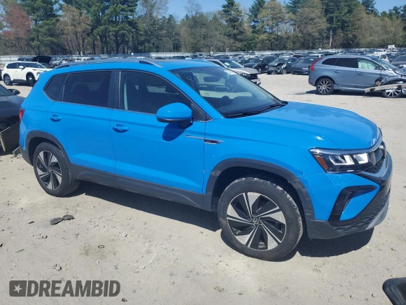 2024 Volkswagen Taos SE z VIN 3VVVX7B2XRM095641, wystawiony jako Copart lot #53708895 z przebiegiem 6 761 mil mil oraz Szkoda całkowita • Salvage title. Historia ofert i sprzedaży dostępna na DreamBid. Obrazek 4.