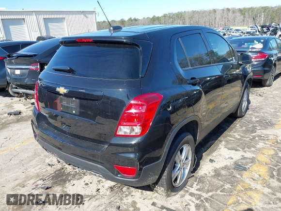 2022 Chevrolet Trax LS with VIN KL7CJNSM8NB508099, listed as a IAAI auction lot 41579260 with 98,975 mi miles. Bid and sale history available at carsss.com. Image 4.