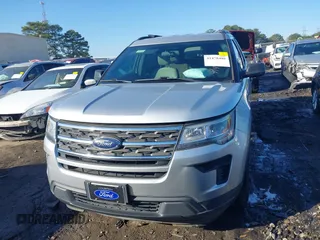 2018 Ford Explorer z VIN 1FM5K7B85JGA76197, wystawiony jako IAAI lot #41478486 z przebiegiem 156 812 mil mil oraz . Historia ofert i sprzedaży dostępna na DreamBid. Obrazek 13.