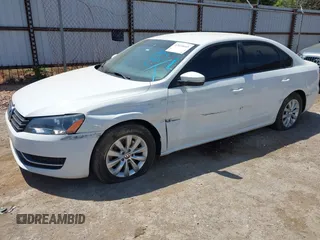 2015 Volkswagen Passat Wolfsburg Edition with VIN 1VWAT7A33FC047606, listed as a IAAI auction lot 42034665 with 165,233 mi miles and . Bid and sale history available at DreamBid. Image 17.